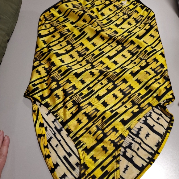 (2) 1 piece Swimsuits.  size Lg. 12-14 - Picture 9 of 10